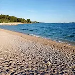 Haus Jelena 5 *