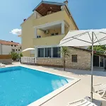 Haus Jelena 5 *